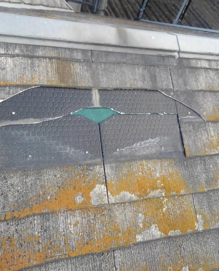 コロニアル瓦,カラーベストの破損部差し替え修繕工事,瓦の抜け,破損,欠損の補修修繕はお任せ