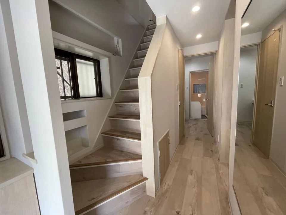 大阪にて戸建て住宅の内外装 近代リフォーム,全面リフォーム