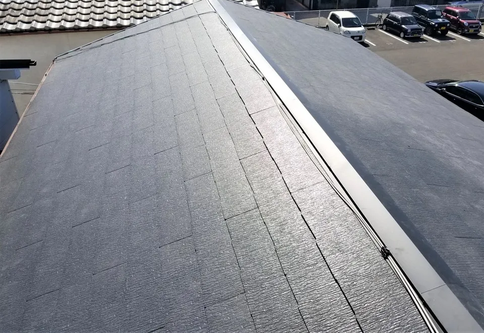 枚方市で屋根の葺き替え工事完了