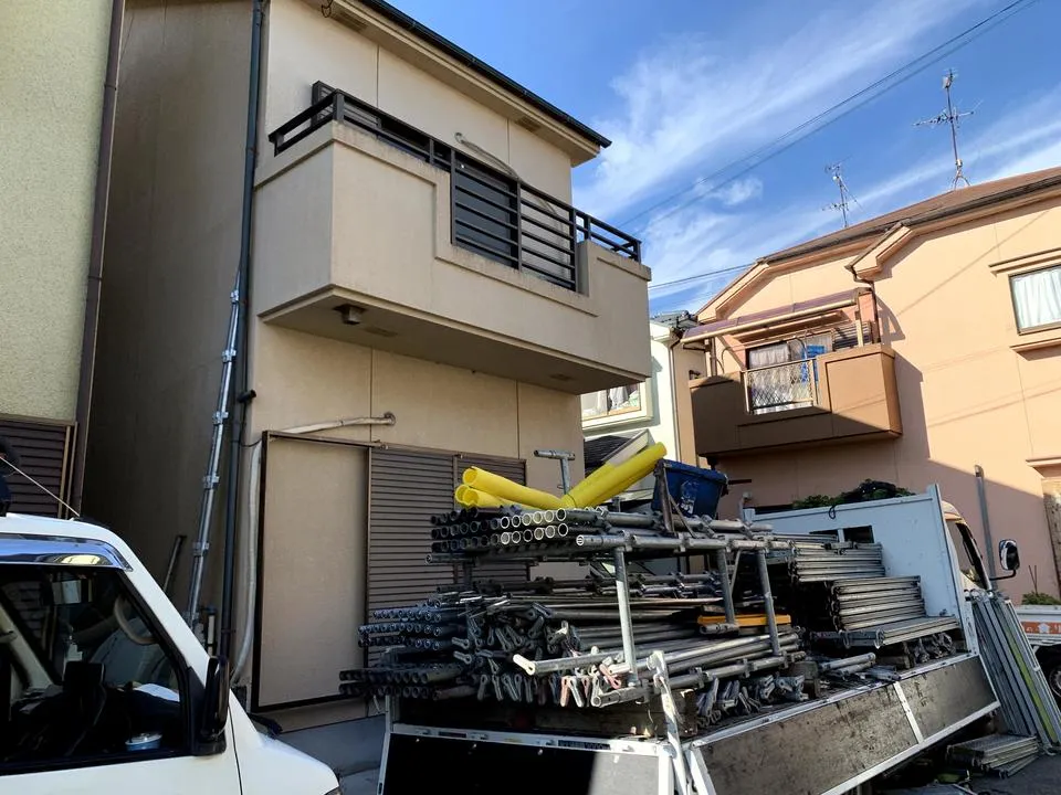 高槻市にて戸建て住宅のフルリフォームに着手