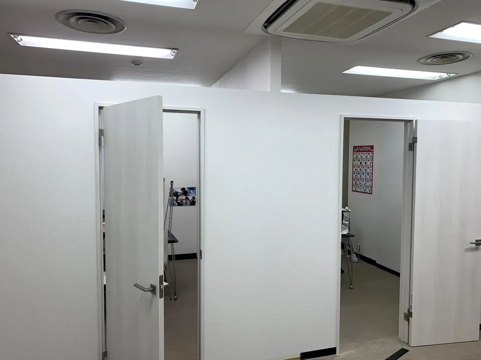 塾・教室の間仕切り個別ブースの新設は関西ホームズ株式会社にお任せください。