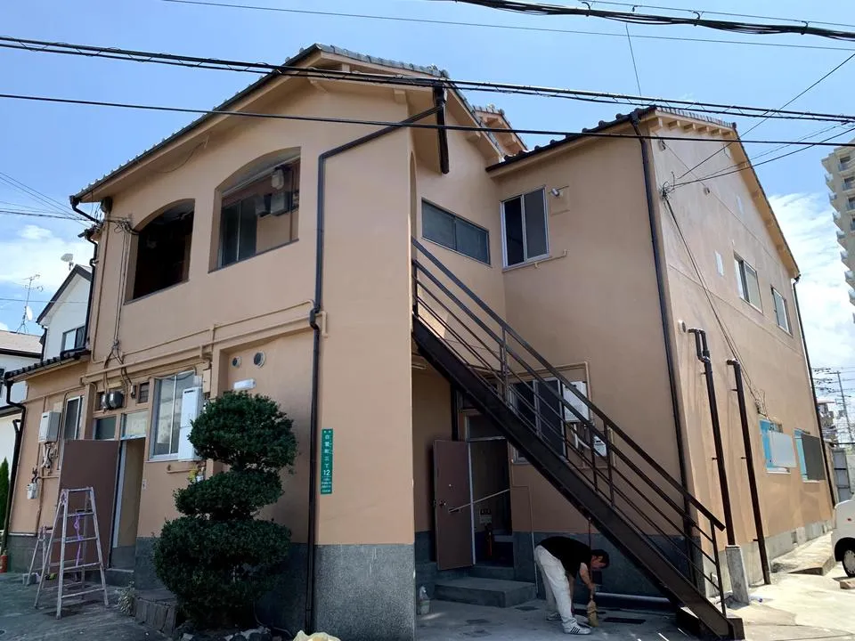 堺市にて文化住宅1棟の外壁塗装と4世帯分の内装改修リフォーム