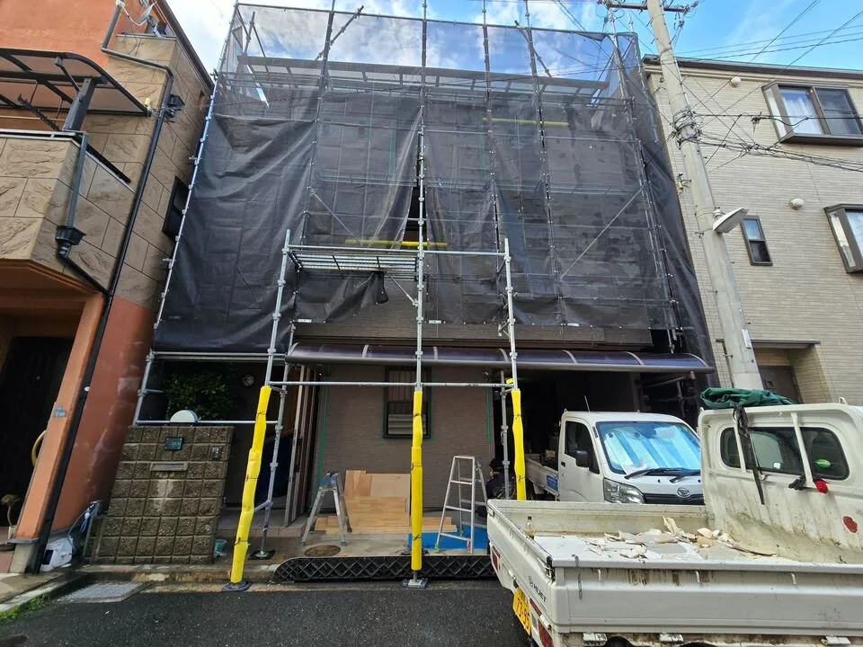 寝屋川市にて戸建て住宅のリフォーム・外装シール工事