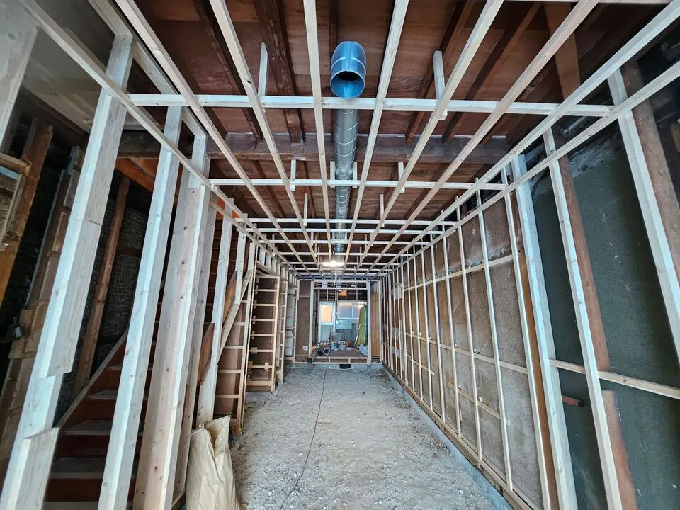 家屋のフルリノベーションリフォーム　工事中