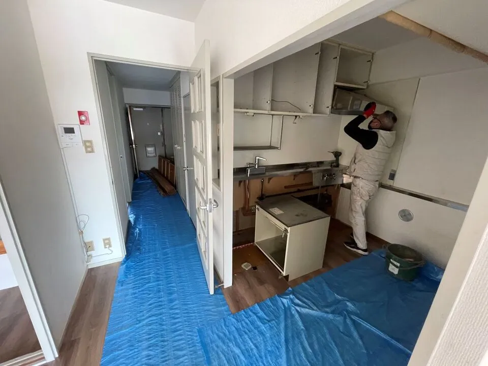 内装建具交換・システムキッチンに変更