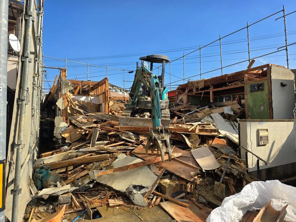 家屋解体,舗装工事,駐車場工事,カーポート,
