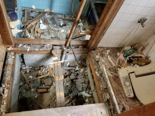 寝屋川市での収益戸建て住宅 間取り変更を伴う全面リフォームです。 大阪でリフォームは関西ホームズ株 写真4