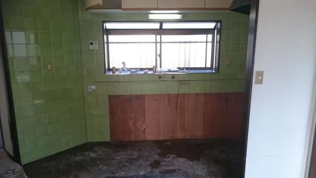 枚方市で水廻りリフォーム,キッチン,浴室,トイレ,洗面を安く!安く!でも最高の品質を関西ホームズ株 写真5