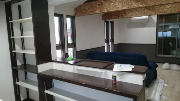 守口市・門真市・寝屋川市の建具入れ替え・デザイン建具リフォームは関西ホームズ株式会社 写真1