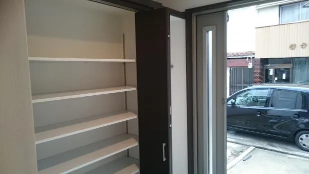 守口市・門真市・寝屋川市の建具入れ替え・デザイン建具リフォームは関西ホームズ株式会社 写真4