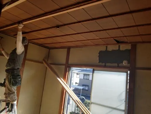 寝屋川市での収益戸建て住宅 間取り変更を伴う全面リフォームです。 大阪でリフォームは関西ホームズ株 写真14