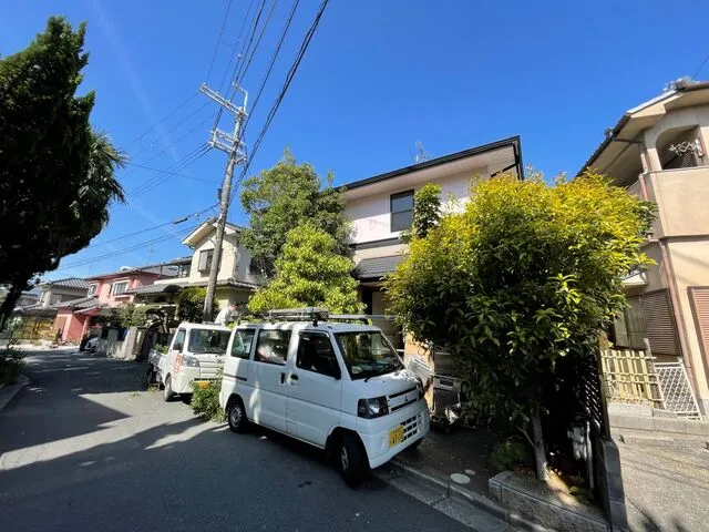 羽曳野市羽曳が丘にて戸建て住宅の外壁塗装・内装リフォーム