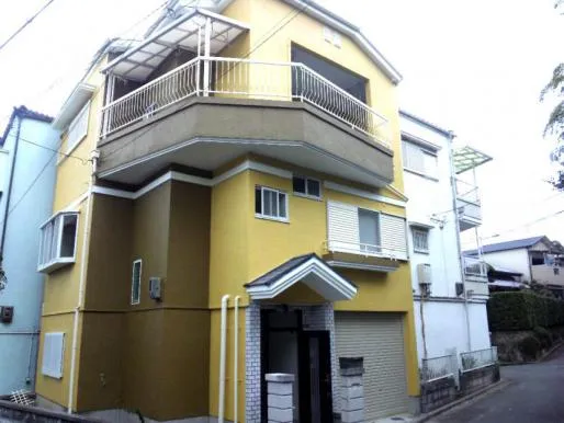 大阪での外壁塗装,補修及び防水工事は保証充実の関西ホームズにお任せ!