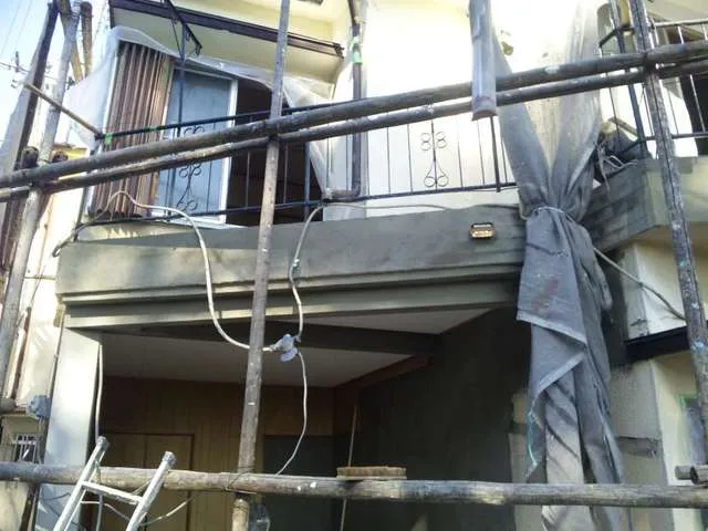 大阪,枚方市で外壁,内装の全改装・駐車場新設工事 写真7