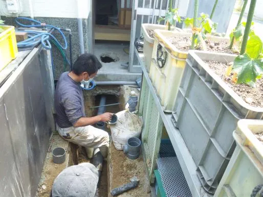 京阪枚方市での下水接続・FRP防水!当社は現場地調査~施工計画~施工監理・引渡しまで全て監理 写真6