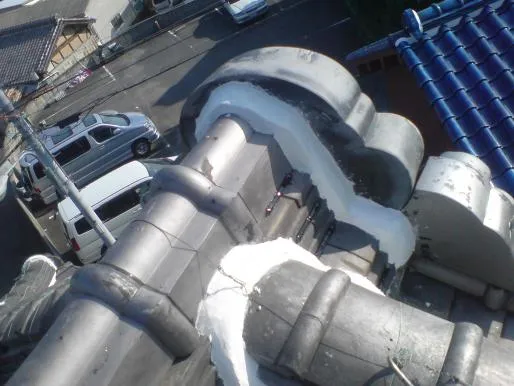 大阪府での屋根工事!屋根工事は許可業者である関西ホームズへお任せ! 写真1