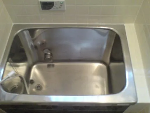 枚方市での浴室タイル張り替え工事 写真2