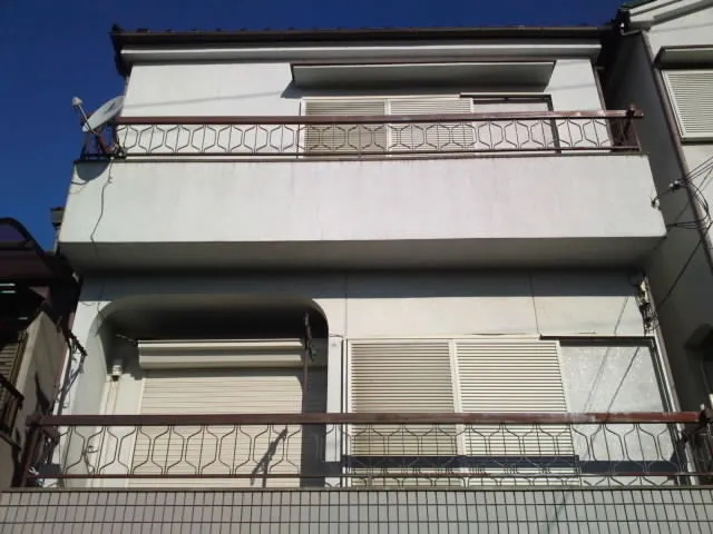 大阪、京阪沿線枚方市での最安値高品質な外壁塗装を目指す関西ホームズ株式会社 写真3