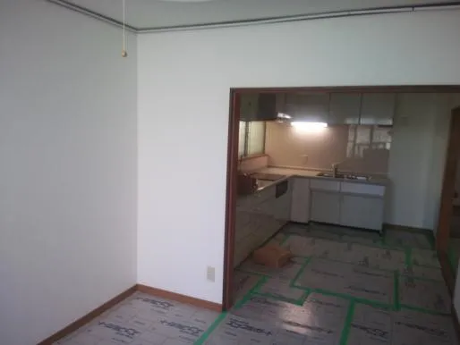 京阪沿線枚方市での内装クロス・洗い・塗装工事です。 写真10