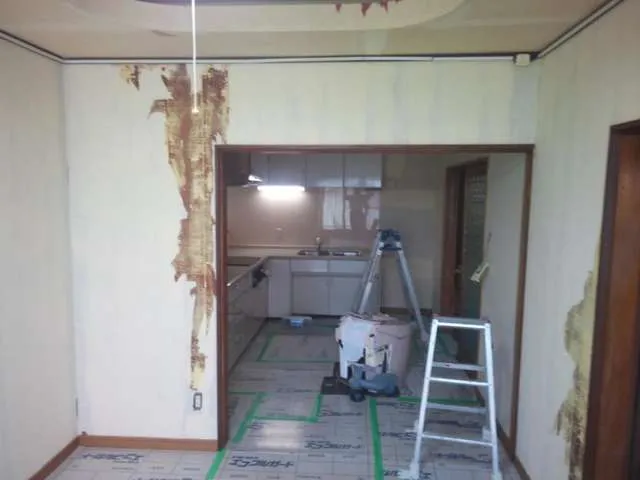 京阪沿線枚方市での内装クロス・洗い・塗装工事です。 写真11