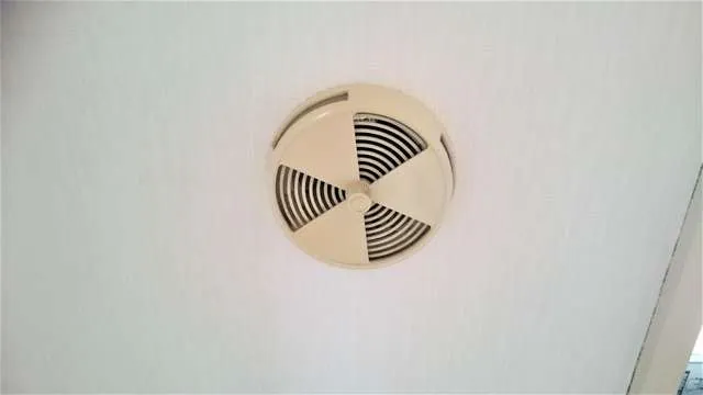 マンション内装リフォームは安くて確実な関西ホームズ株式会社にお任せ! 写真13