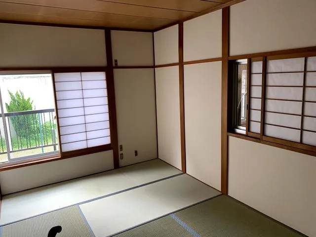 枚方市にて住宅リフォーム,浴室タイル,浴槽リフォーム,内装表層リフォーム,キッチン交換等々 写真10