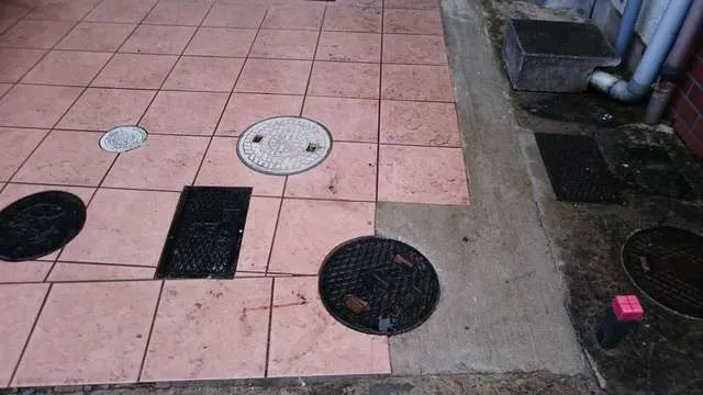 大阪での排水管修繕・清掃工事・タイル修繕,張替え工事!配管のつまりはお任せ! 写真7