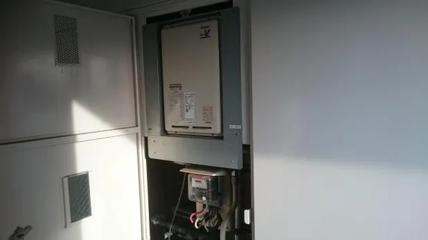 枚方市マンションの給湯器入れ替え,大阪でマンションの給湯器入れ替えは関西ホームズ株式会社にお任せ!