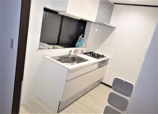 枚方市で内装リフォーム　キッチン　浴室　トイレの入れ替えリフォームは関西ホームズ株式会社にお任せ!