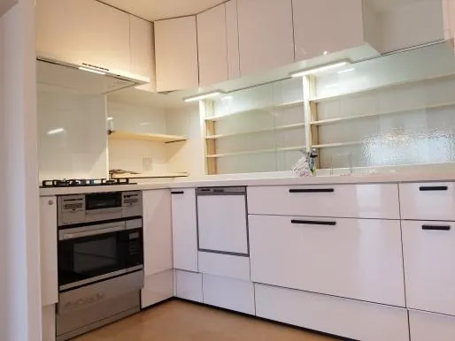 大阪市西区でのマンション内装スケルトン全面リノベーションのデザインリフォームです。