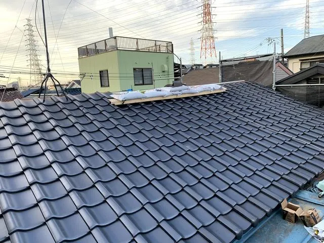 京阪沿線門真・守口・寝屋川・枚方でコロニアルや和瓦の葺き替え工事はお任せ下さい。 写真3