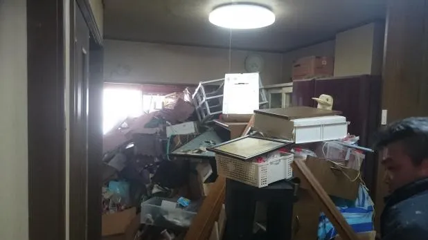 大阪市にて戸建て住宅,民泊の全面リフォーム(スーパーリフォーム)は関西ホームズ株式会社 写真1