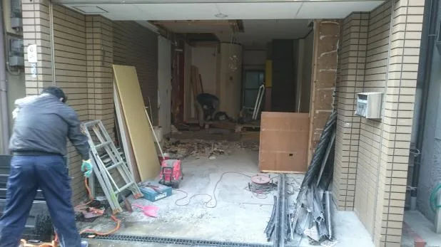 大阪市にて戸建て住宅,民泊の全面リフォーム(スーパーリフォーム)は関西ホームズ株式会社 写真4