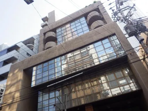 大阪,中央区,収益物件,3LDKマンション,内装クロス,塗装全面大阪リフォーム安くて高品質!