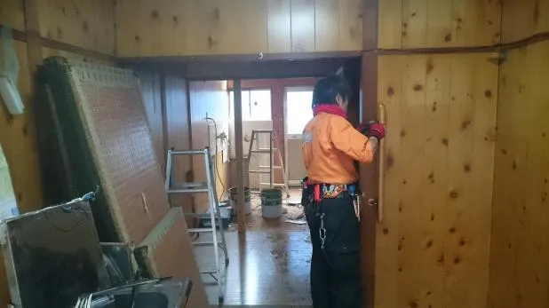 大阪市西区での連棟住宅リフォーム 大阪で中古住宅診断からリフォームは関西ホームズ株式会社にお任せ 写真2