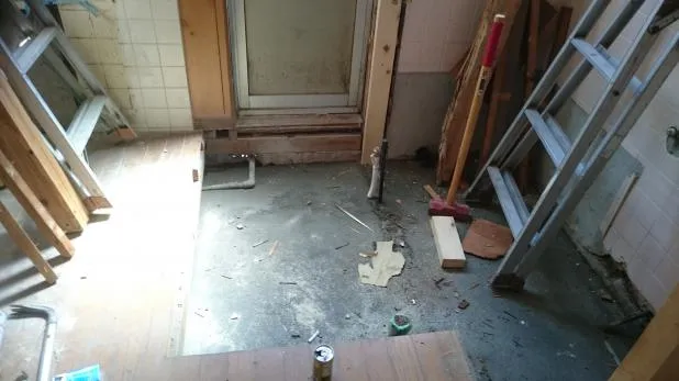 大阪市西区での連棟住宅リフォーム 大阪で中古住宅診断からリフォームは関西ホームズ株式会社にお任せ 写真4