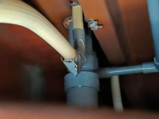 東成区にて区分所有マンション・収益マンションの配管漏水,配管老朽化漏水,お湯配管漏水