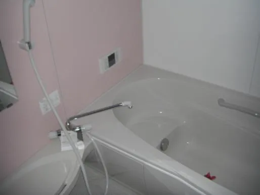 大阪で風呂,キッチンリフォーム激安ユニットバス水廻りリフォームの専門店関西ホームズ株式会社 写真4