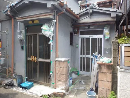 収益物件の外壁塗装・大阪で安くても高品質な外壁塗装をするなら失敗しない関西ホームズ株式会社にお任せ! 写真2