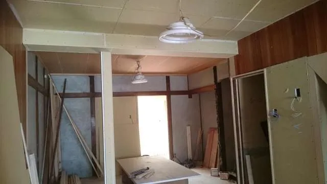 守口市にて連棟住宅(長屋)のリフォーム,収益専門リフォームは経験実績豊富な関西ホームズ株式会社にお任 写真9