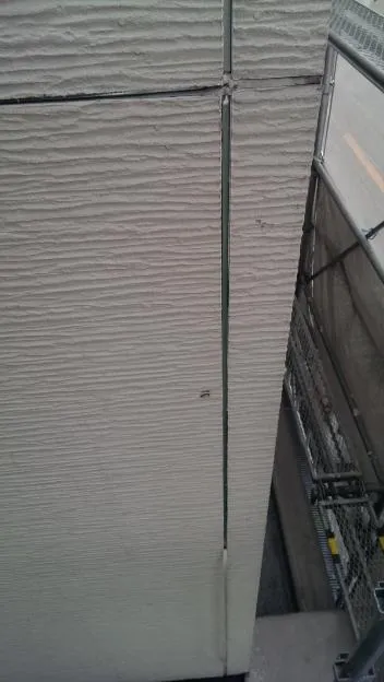 大阪府枚方市での屋根・壁改修工事なら完全保証の関西ホームズにお任せ! 写真7