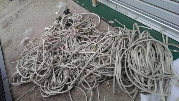 大阪府枚方市での屋根・壁改修工事なら完全保証の関西ホームズにお任せ! 写真12