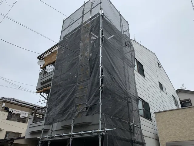 高槻市にて屋根の塗装工事及び波板張り替え工事 写真4