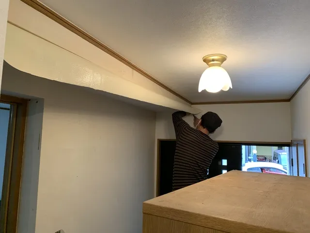 寝屋川市黒原新町にて3階建戸建て住宅内装リフォーム及びシステムキッチン・トイレ・洗面台の入れ替え工事 写真4