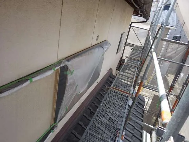 大阪枚方市にて外壁塗装工事、上質な外壁塗装をご提供いたします。大阪最安値外壁塗装 写真5