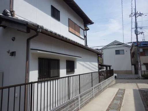 大阪枚方市にて外壁塗装工事、上質な外壁塗装をご提供いたします。大阪最安値外壁塗装 写真8