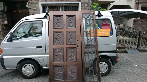 大阪市での玄関リフォーム,クローゼット建具リフォーム,浴室床リフォーム 写真4