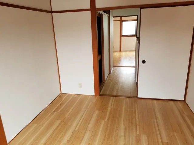 寝屋川市池田での3階建て住宅リフォーム 安くリフォームするなら関西ホームズ株式会社にお任せください。 写真8