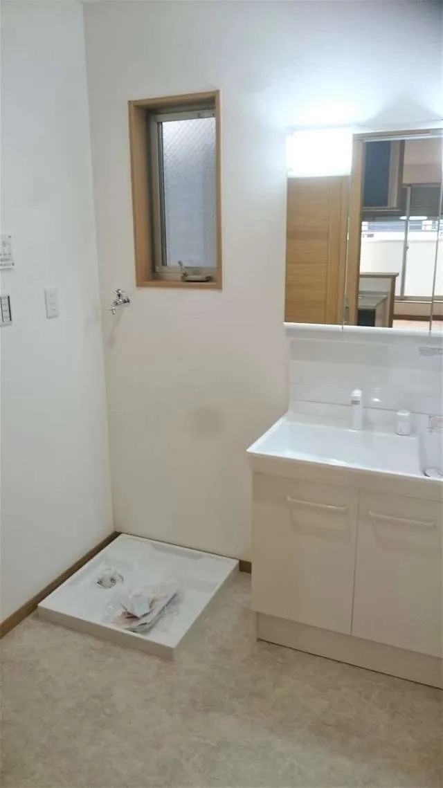 大阪リフォームは関西ホームズ株式会社 枚方市で注文住宅建築中! 大阪で建て替えは関西ホームズ株式会社 写真17