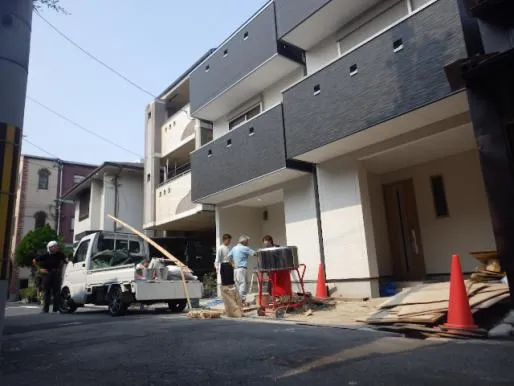 大阪市での木造3階建て新築工事・関西ホームズの新築,大阪激安リフォーム,新築リフォームの専門店　①